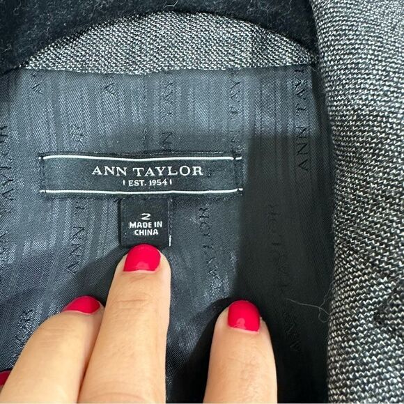 ANN TAYLOR WOOL BLEND 3 BUTTON LONG SLEEVE GRAY‎ BLAZER 2 - Picture 9 of 11